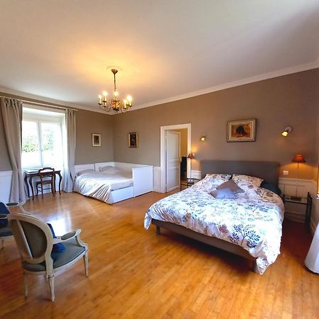 Au Pays De Jacquou : Chambre D'Hotes Et Table D'Hotes Fossemagne エクステリア 写真